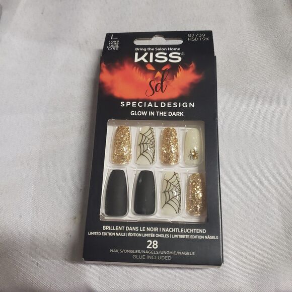 KISS SPECIAL DESIGN GLOW IN THE DARK 
GLUE ON FALSE NAILS LONG LENGTH HALLOWEEN - Picture 1 of 2